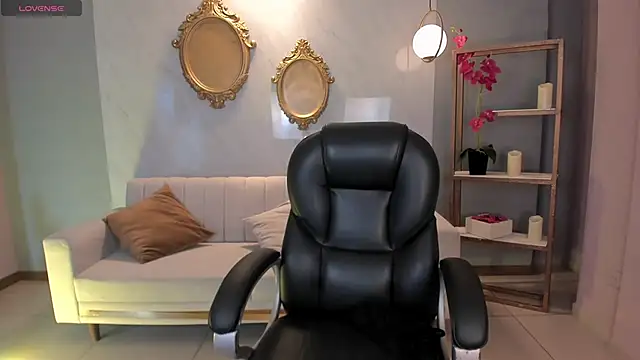 AmbarJames  online show from 16, 9, 2025