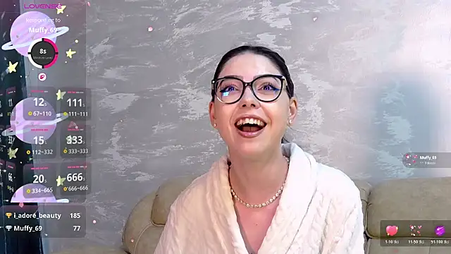 KaylaLewys online show from 30, 4, 2026