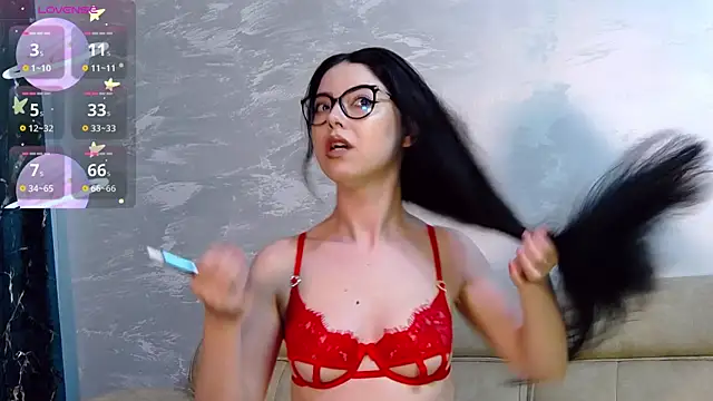 KaylaLewys online show from 12, 5, 2026