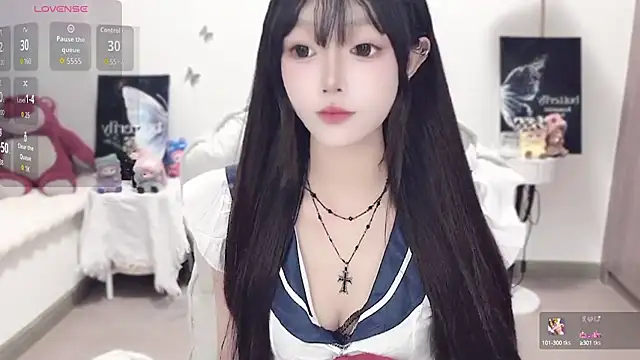 Snapshot of -EEBABY chatting on 10, 10, 2025 -EEBABY online show from 10, 10, 2025