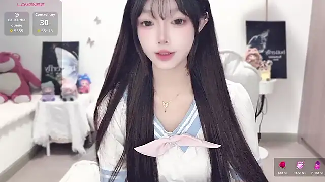 Snapshot of -EEBABY chatting on 17, 10, 2025 -EEBABY online show from 17, 10, 2025