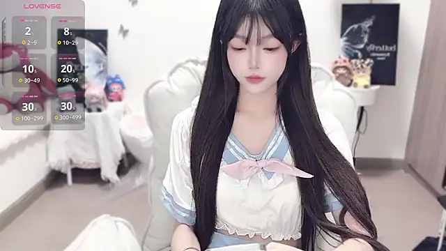 Snapshot of -EEBABY chatting on 1, 11, 2025 -EEBABY online show from 1, 11, 2025