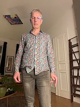 Snapshot of SexyLeon8 chatting on 14, 11, 2025 SexyLeon8 online show from 14, 11, 2025