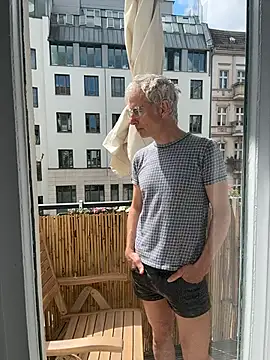 Snapshot of SexyLeon8 chatting on 8, 6, 2026 SexyLeon8 online show from 8, 6, 2026