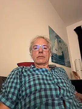 Snapshot of SexyLeon8 chatting on 2, 7, 2026 SexyLeon8 online show from 2, 7, 2026