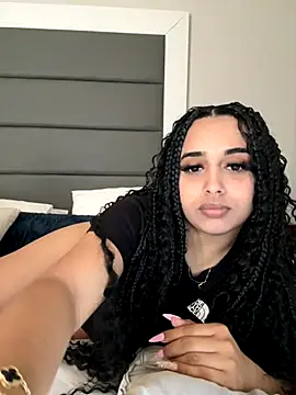 Snapshot of LilMisIndianx chatting on 22, 12, 2025 LilMisIndianx online show from 22, 12, 2025