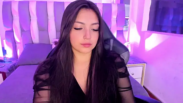 Snapshot of Adaara_Rey chatting on 24, 10, 2025 Adaara Rey online show from 24, 10, 2025