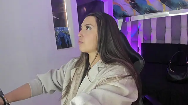 Adaara Rey online show from 19, 12, 2025