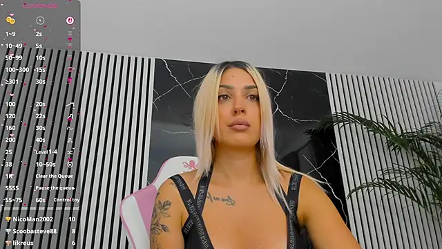 Snapshot of daisyblushh chatting on 22, 9, 2025 daisyblushh online show from 22, 9, 2025