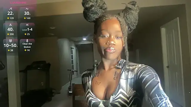 Snapshot of maskedgirl5005 chatting on 15, 9, 2025 maskedgirl5005 online show from 15, 9, 2025