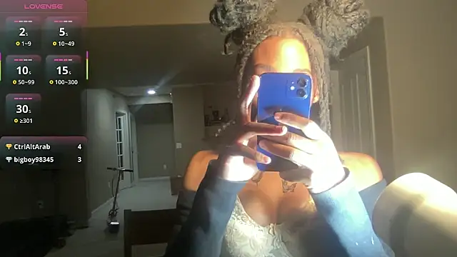 Snapshot of maskedgirl5005 chatting on 20, 9, 2025 maskedgirl5005 online show from 20, 9, 2025