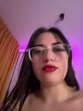Snapshot of JosefaSweet chatting on 3, 7, 2026 JosefaSweet online show from 3, 7, 2026