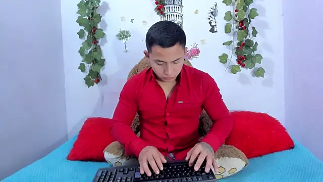 NataliaAndJulliam online show from 2, 3, 2026