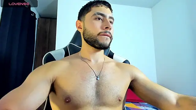 Snapshot of bryan_mugn chatting on 29, 10, 2025 bryan mugn online show from 29, 10, 2025