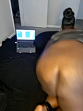 Snapshot of Thickkemzz41 chatting on 26, 10, 2025 Thickkemzz41 online show from 26, 10, 2025