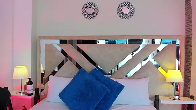 ximena vasquez8 online show from 29, 3, 2026