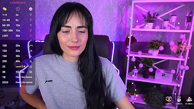 EviLune online show from 10, 10, 2025