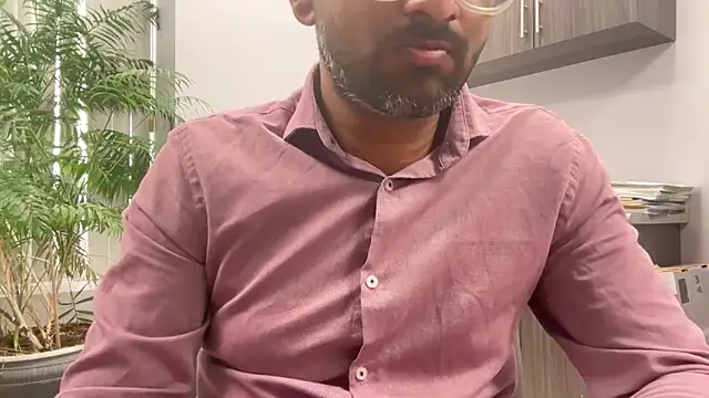 pranastro00 online show from 9, 4, 2026