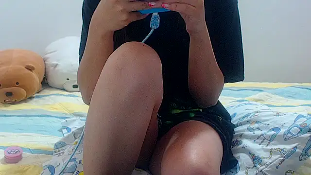 Snapshot of sabrina_v_ chatting on 2, 10, 2025 sabrina v  online show from 2, 10, 2025