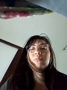 lareinalareinadelanal online show from 10, 10, 2025