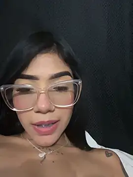 Snapshot of ElaRose_12 chatting on 5, 3, 2026 ElaRose 12 online show from 5, 3, 2026