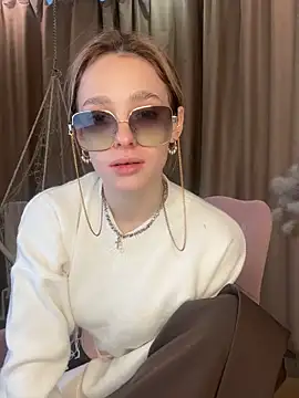 Naomi   Rias online show from 30, 9, 2025