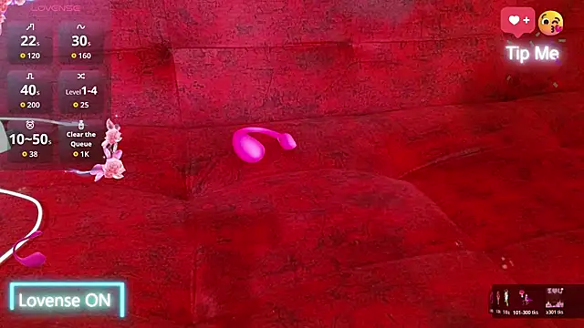 Snapshot of naomi_powel chatting on 31, 10, 2025 naomi powel online show from 31, 10, 2025