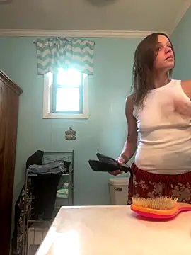 Snapshot of Candy_Shower chatting on 11, 9, 2025 Candy Shower online show from 11, 9, 2025