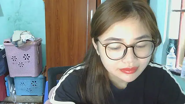 Uhem112 online show from 15, 10, 2025