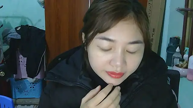 Uhem112 online show from 19, 12, 2025