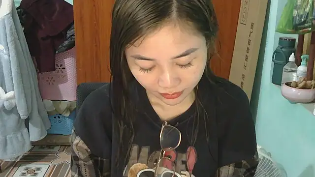 Uhem112 online show from 3, 2, 2026