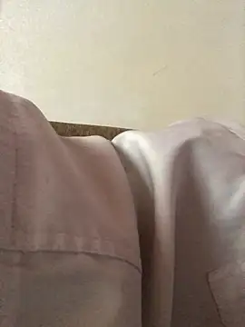 BryanaSmith21 online show from 4, 10, 2025