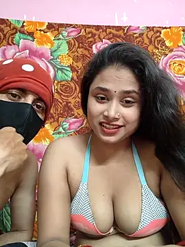 Seducing couple online show from 20, 3, 2026