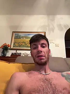 Snapshot of Lucamilano1991 chatting on 1, 11, 2025 Lucamilano1991 online show from 1, 11, 2025