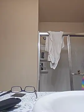 Snapshot of ChristopherMeade chatting on 13, 11, 2025 ChristopherMeade online show from 13, 11, 2025