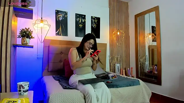 Snapshot of _samanthaa_foxx chatting on 3, 10, 2025 samanthaa foxx online show from 3, 10, 2025