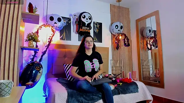 Snapshot of _samanthaa_foxx chatting on 14, 10, 2025 samanthaa foxx online show from 14, 10, 2025