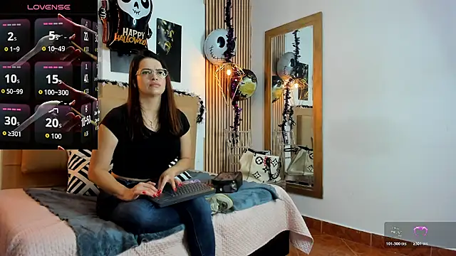 Snapshot of _samanthaa_foxx chatting on 17, 10, 2025 samanthaa foxx online show from 17, 10, 2025