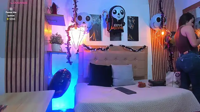 Snapshot of _samanthaa_foxx chatting on 21, 10, 2025 samanthaa foxx online show from 21, 10, 2025