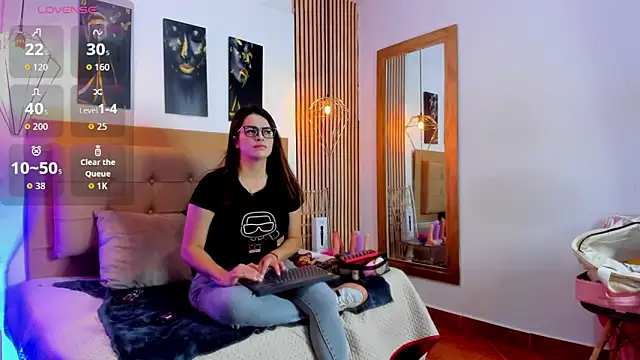 Snapshot of _samanthaa_foxx chatting on 13, 11, 2025 samanthaa foxx online show from 13, 11, 2025