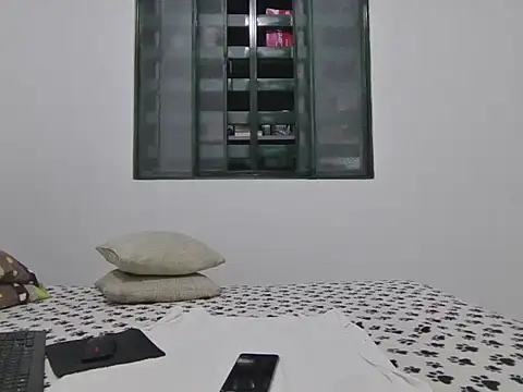 skinnylatino51 online show from 28, 9, 2025