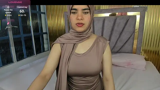 Snapshot of Asly_farhat chatting on 12, 10, 2025 Asly farhat online show from 12, 10, 2025