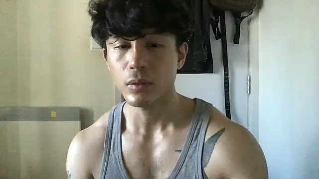 Snapshot of natenatejosh chatting on 13, 9, 2025 natenatejosh online show from 13, 9, 2025