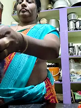 Snapshot of papukurty chatting on 7, 3, 2026 papukurty online show from 7, 3, 2026