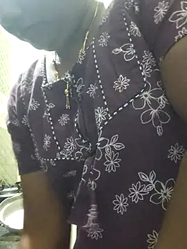 Snapshot of papukurty chatting on 2, 4, 2026 papukurty online show from 2, 4, 2026