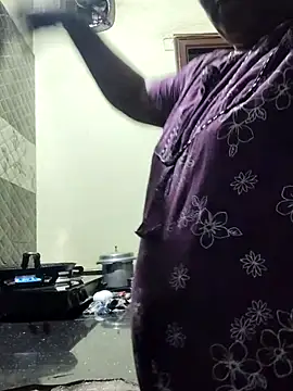 Snapshot of papukurty chatting on 3, 4, 2026 papukurty online show from 3, 4, 2026