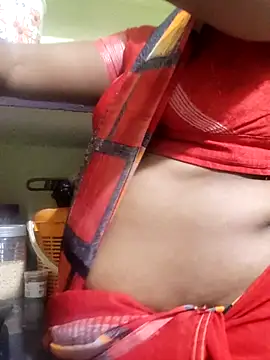 Snapshot of papukurty chatting on 4, 4, 2026 papukurty online show from 4, 4, 2026