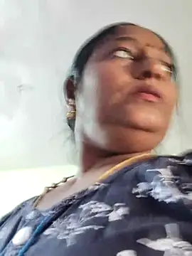 Snapshot of papukurty chatting on 6, 4, 2026 papukurty online show from 6, 4, 2026