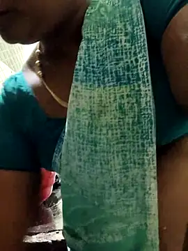 Snapshot of papukurty chatting on 7, 4, 2026 papukurty online show from 7, 4, 2026