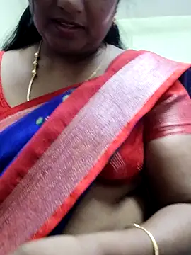 Snapshot of papukurty chatting on 11, 4, 2026 papukurty online show from 11, 4, 2026